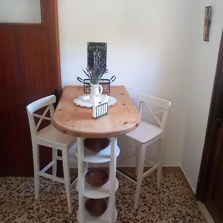 Elmar House Parálion Ástros